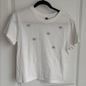 H&M White Tee with Rhinestone Bow Accents size M